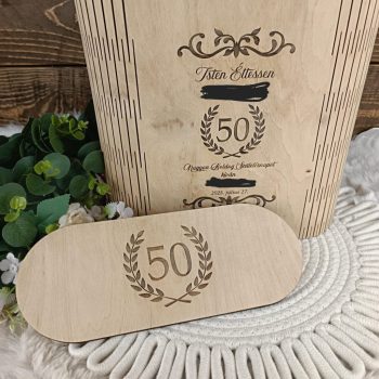 Unicumos RiSERVA gravírozott díszdoboz- natúr fa (0,7)