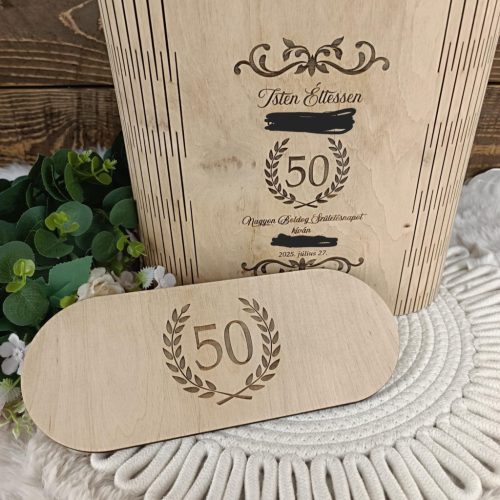 Unicumos RiSERVA gravírozott díszdoboz- natúr fa (0,7)